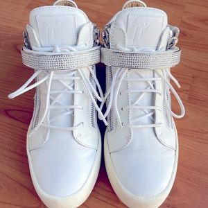 White Giuseppe Zanotti Sneakers with diamond sparkles velcro. Size W 9.0